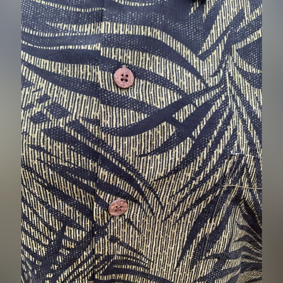 Silk Palm Leaf Hawaiian Button-Up Shirt - Picture 13 of 16
